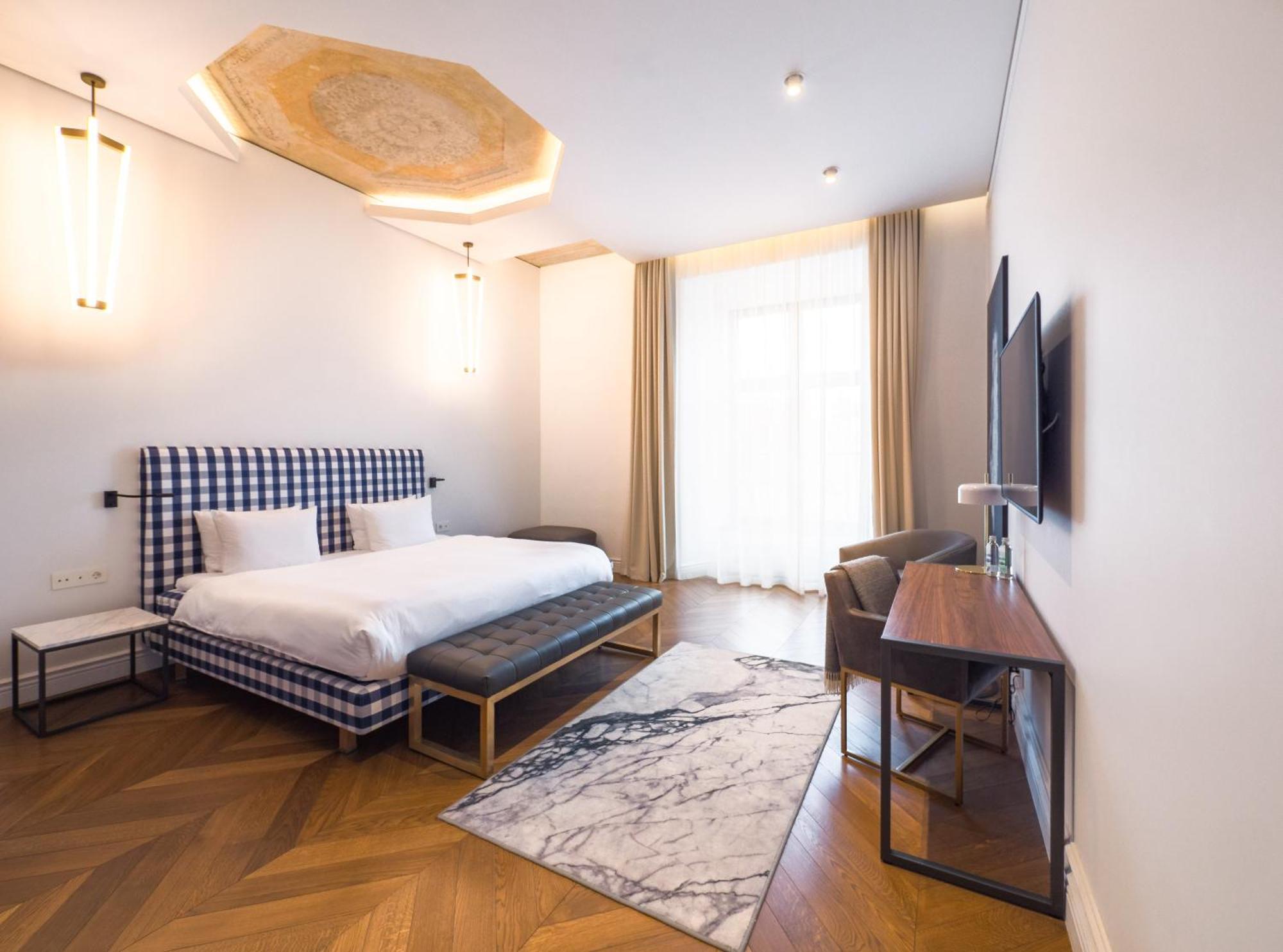 Hotel Pacai, Vilnius, A Member Of Design Hotels Bagian luar foto Deluxe room
