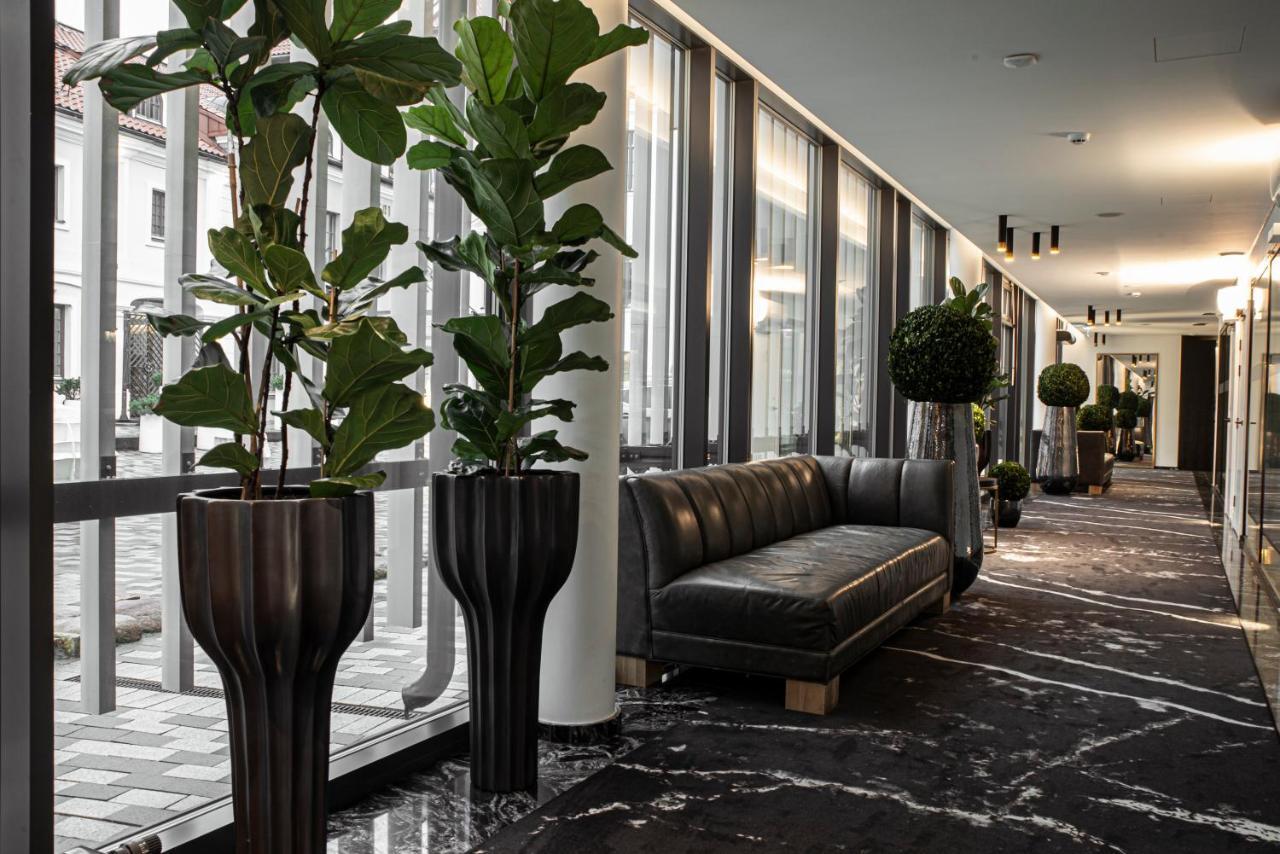 Hotel Pacai, Vilnius, A Member Of Design Hotels Bagian luar foto The interior of the hotel