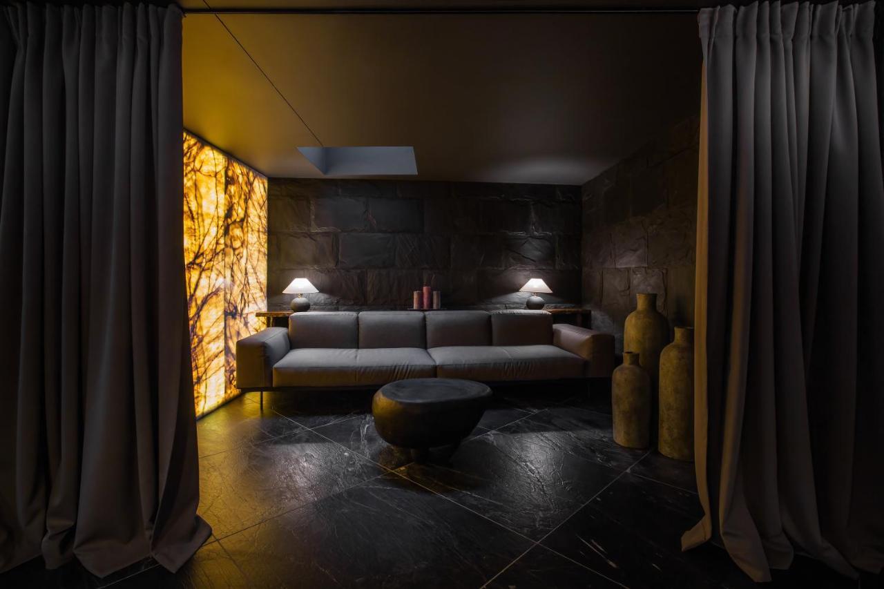 Hotel Pacai, Vilnius, A Member Of Design Hotels Bagian luar foto The Spa at The Ivy Spa