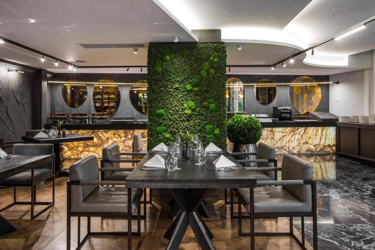 Hotel Pacai, Vilnius, A Member Of Design Hotels Bagian luar foto Restaurant interior